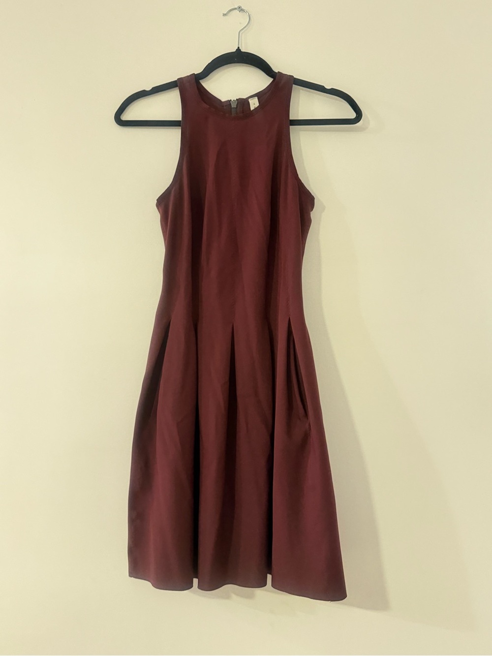 Lululemon Sleeveless Burgundy Tennin Dress